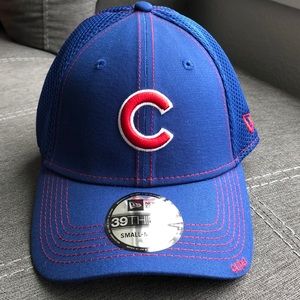 Fitted Cubs Hat (small/medium) - New Era